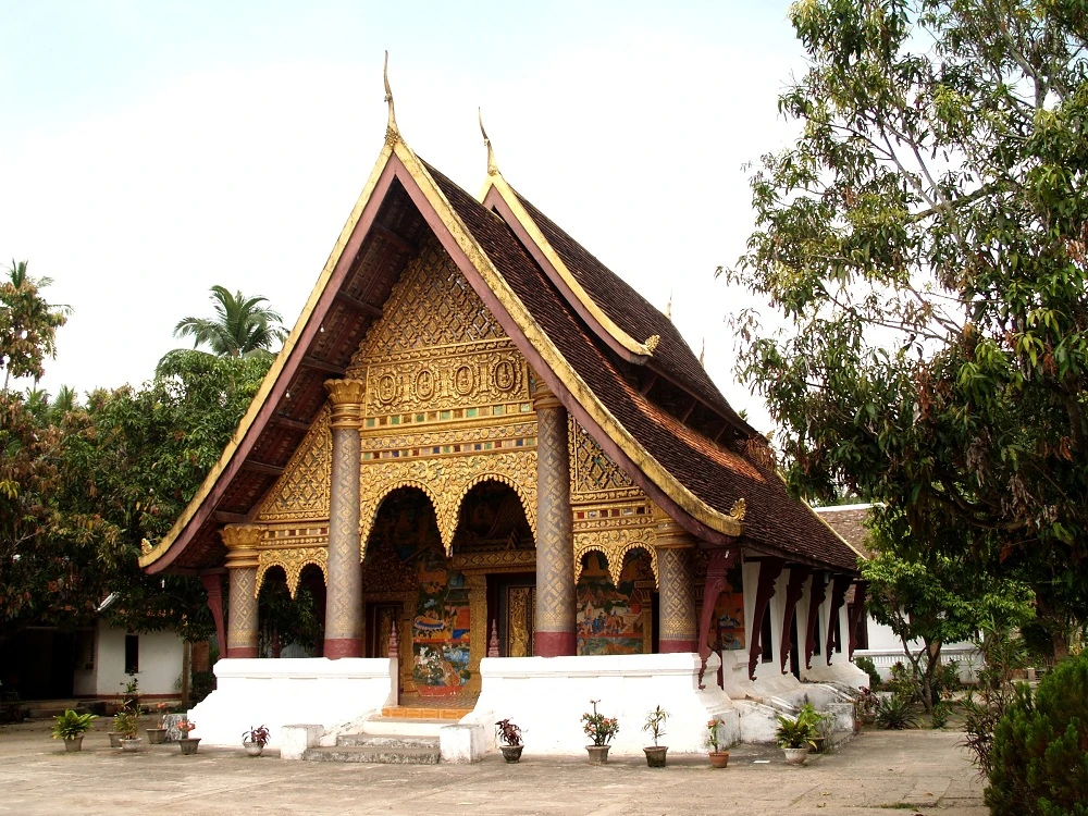 Stadttour durch Luang Prabang und Ausflug zu den Kuang Si Wasserfällen
