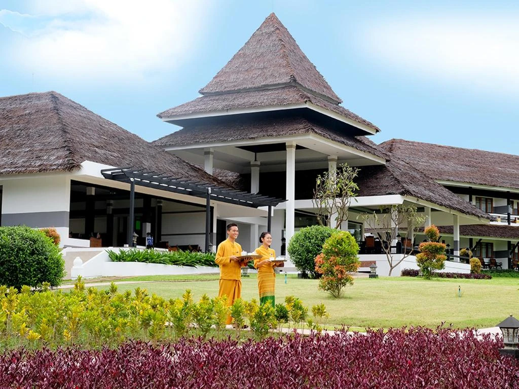 Amazing Inlay Resort