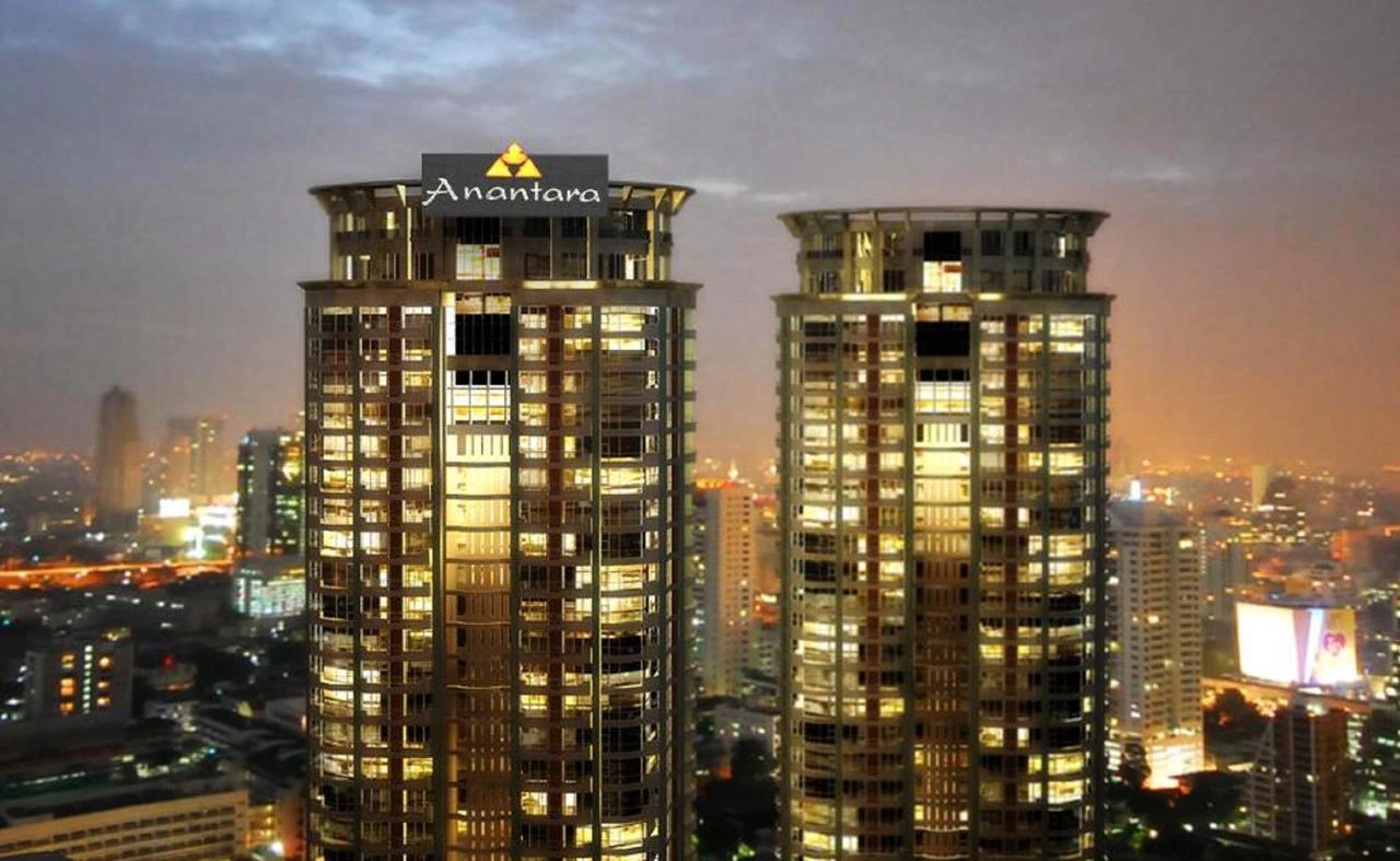 Anantara Sathorn Bangkok Hotel