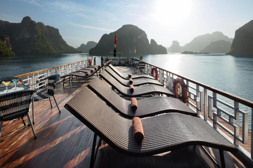 Halong Apricot Cruise