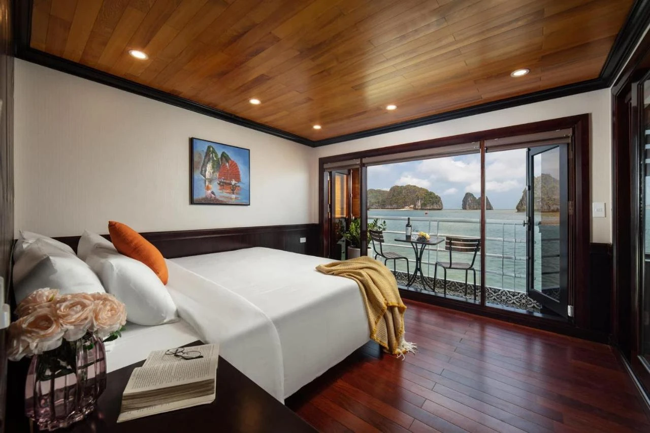 Halong Apricot Cruise
