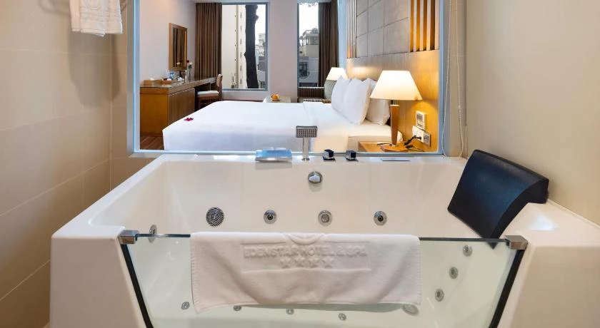 Eden Star Saigon Hotel