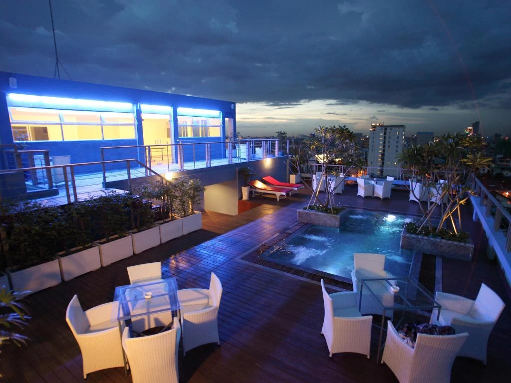 Frangipani Living Arts Hotel