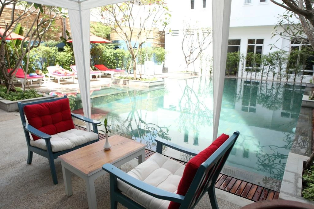 Frangipani Living Arts Hotel