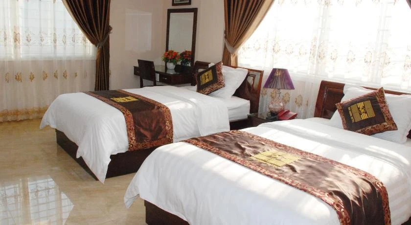 Hoa Cuong Hotel - Dong Van