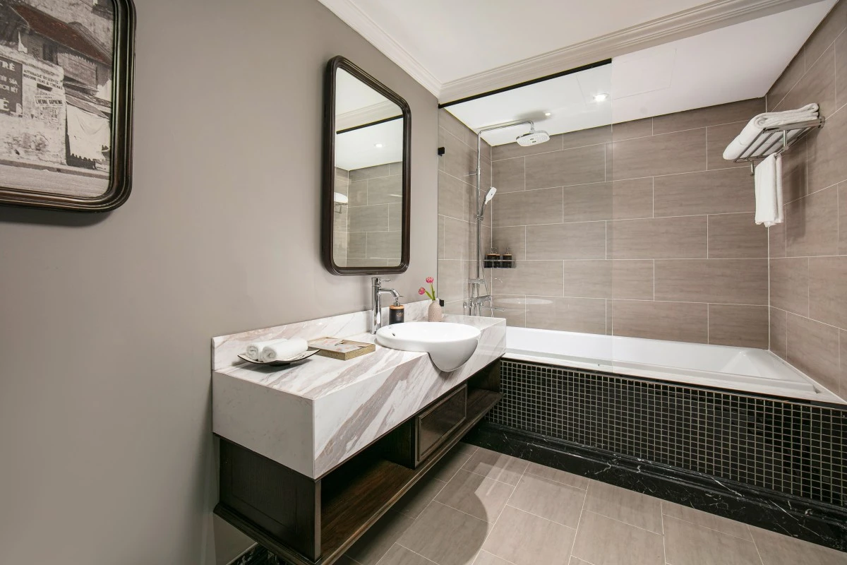 Hanoi Lion Boutique Hotel