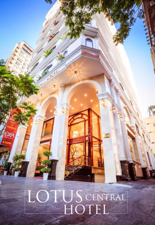 Lotus Central Sai Gon