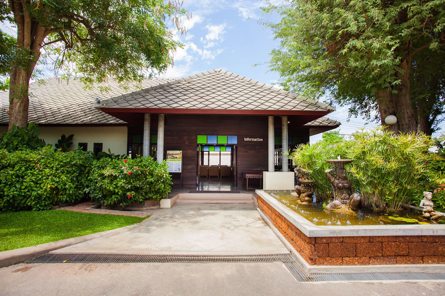 Royal River Kwai Hotel