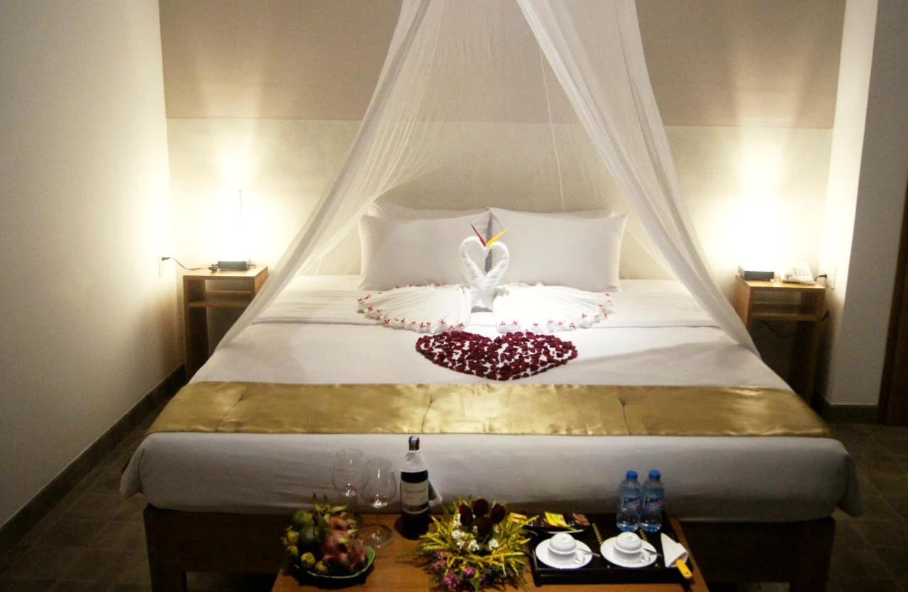 Mekong Riverside Boutique Resort & Spa