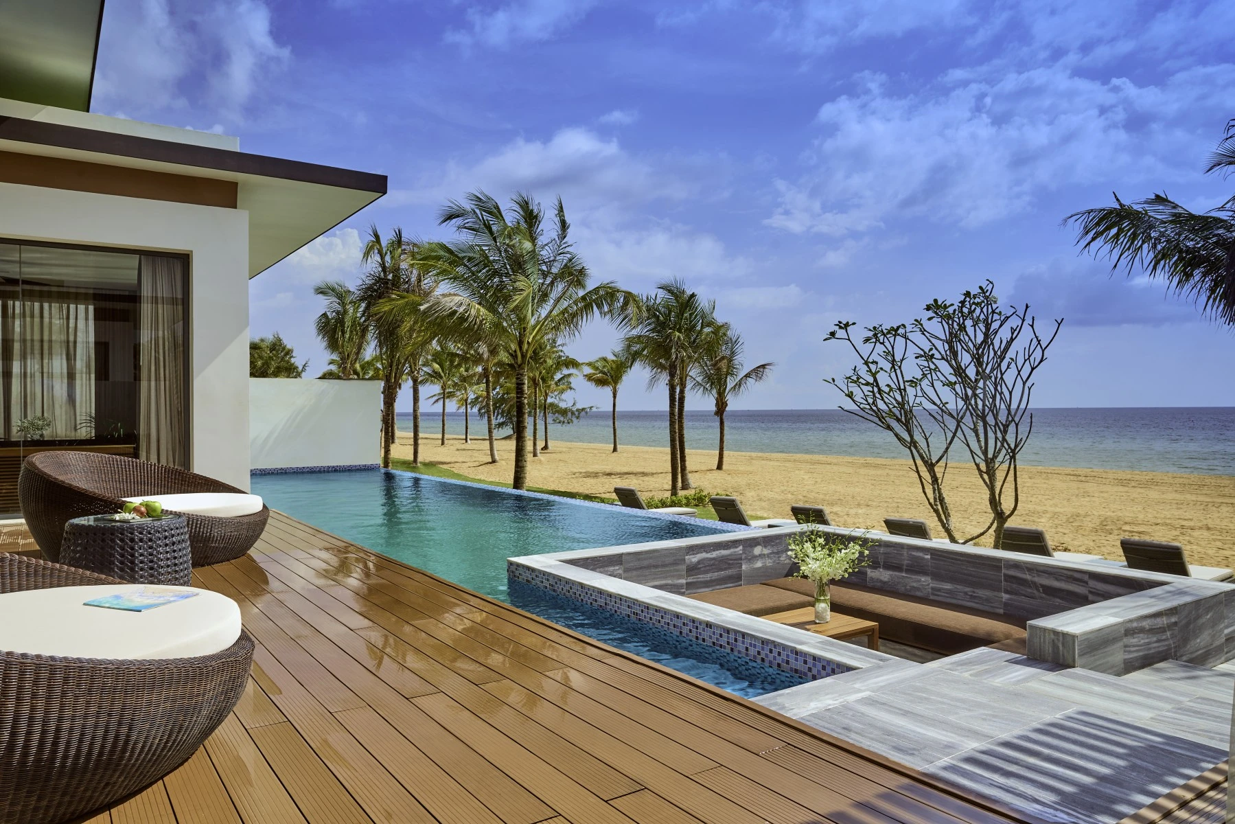 Mövenpick Resort Waverly Phu Quoc